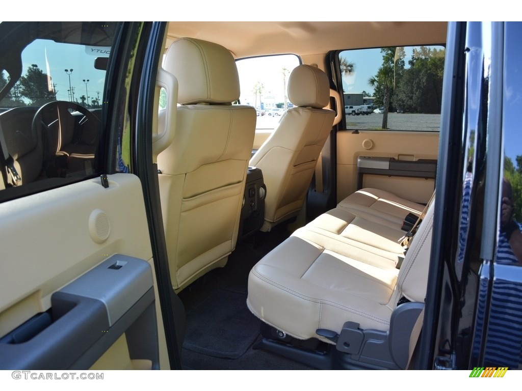 2016 F250 Super Duty Lariat Crew Cab 4x4 - Shadow Black / Adobe photo #23