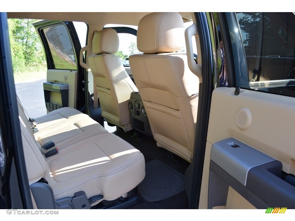 2016 F250 Super Duty Lariat Crew Cab 4x4 - Shadow Black / Adobe photo #28