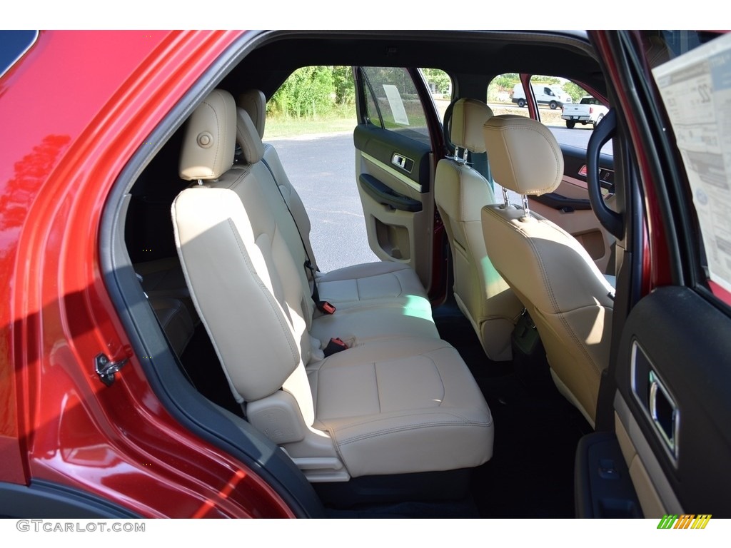 2017 Explorer XLT - Ruby Red / Medium Light Camel photo #34