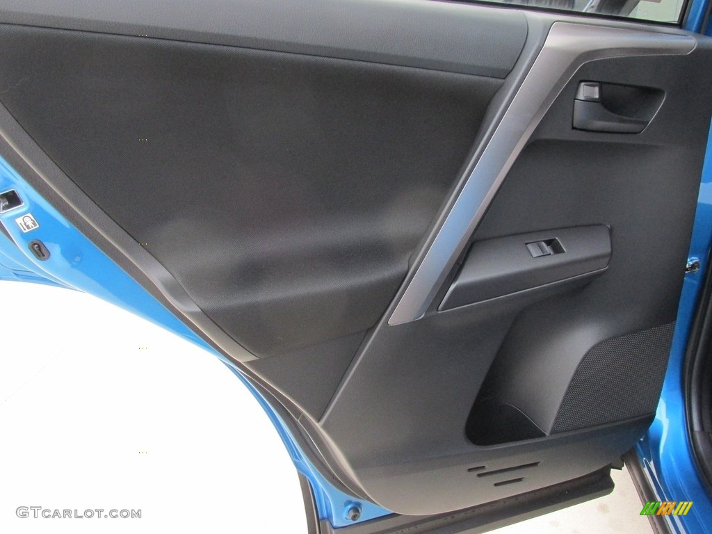 2016 RAV4 LE - Electric Storm Blue / Black photo #17
