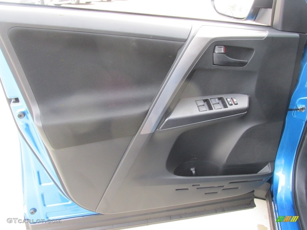 2016 RAV4 LE - Electric Storm Blue / Black photo #19
