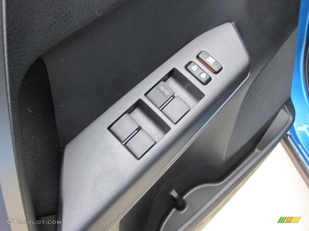 2016 RAV4 LE - Electric Storm Blue / Black photo #20