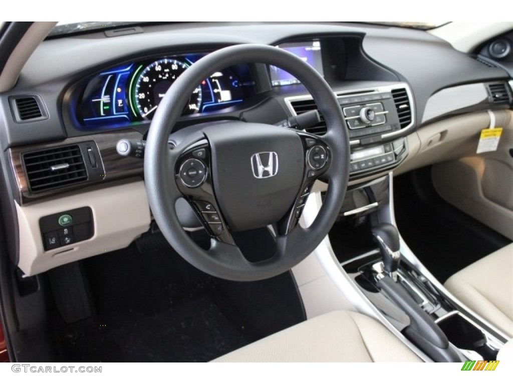 2017 Honda Accord Hybrid Sedan Dashboard Photos