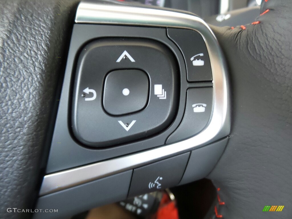 2017 Toyota Camry SE Controls Photo #115139129
