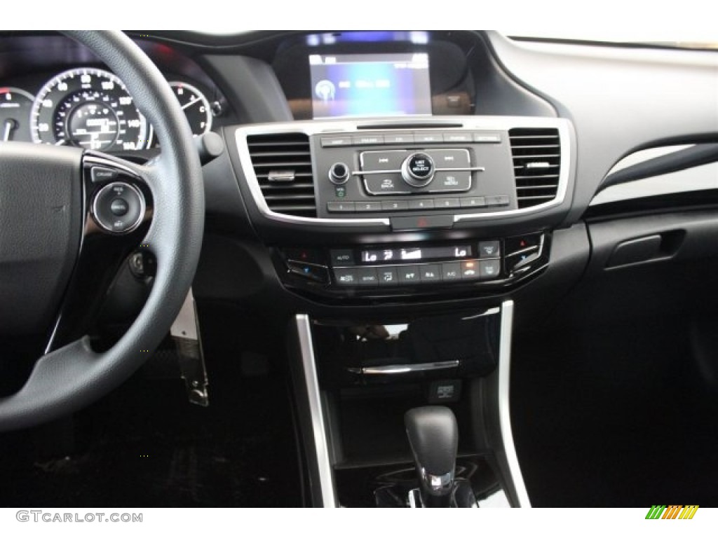 2017 Accord LX Sedan - Modern Steel Metallic / Black photo #15