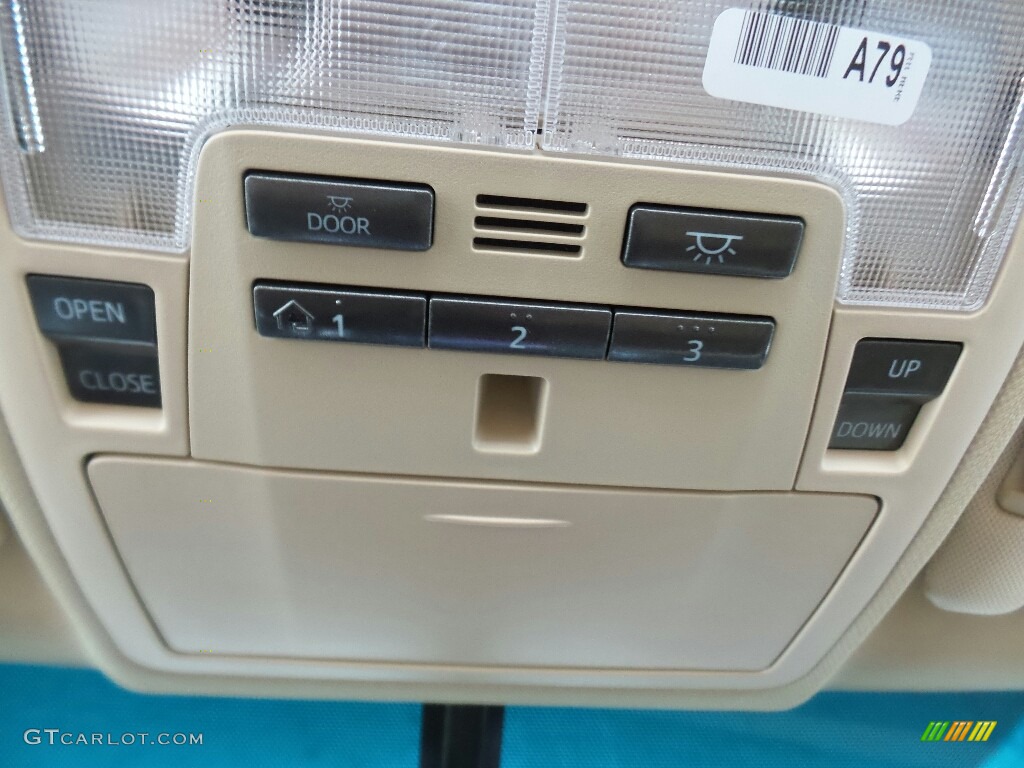2017 Toyota Camry XLE Controls Photo #115144460