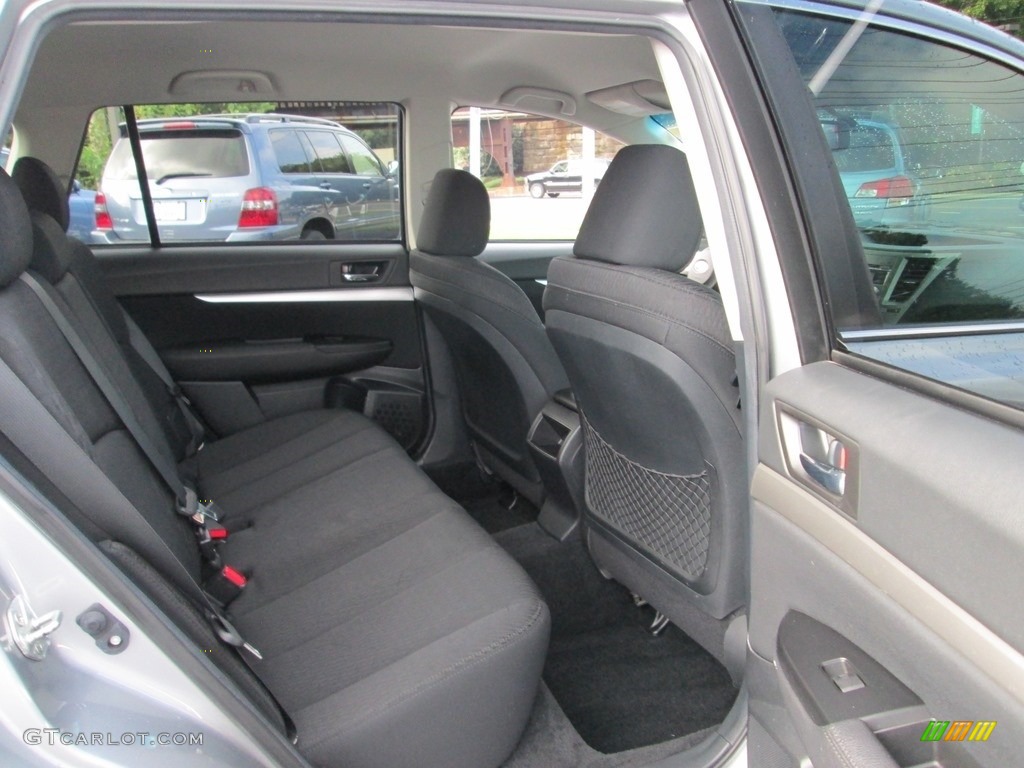 2011 Outback 2.5i Premium Wagon - Steel Silver Metallic / Warm Ivory photo #17