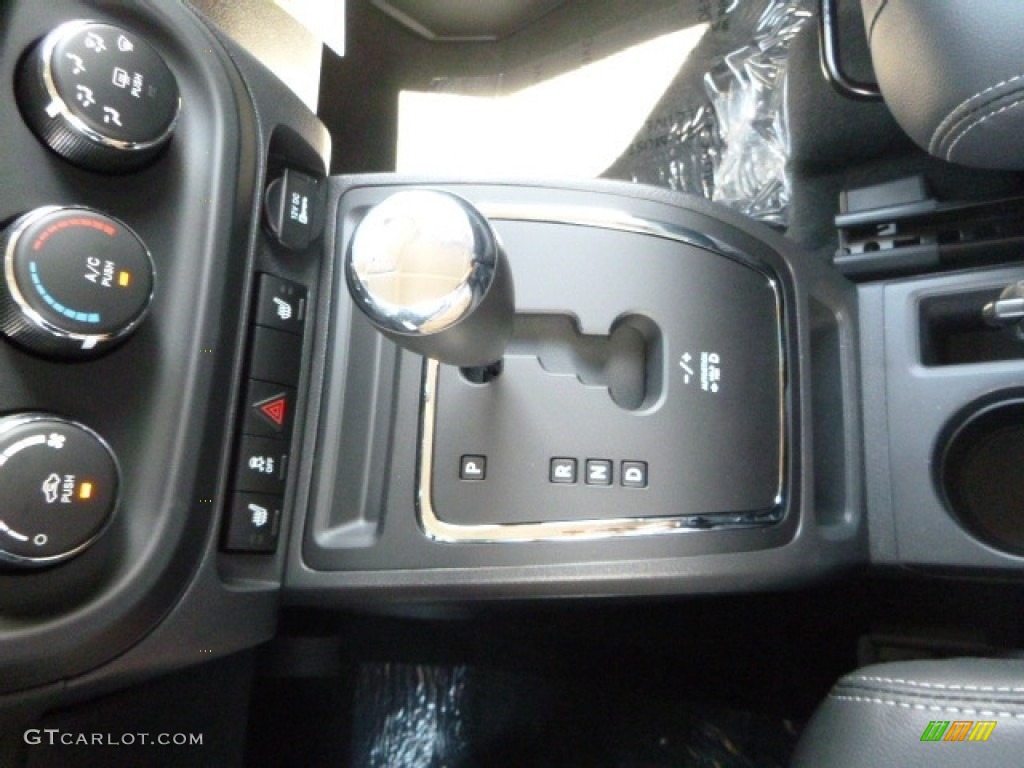 2017 Jeep Patriot Sport SE 4x4 Transmission Photos