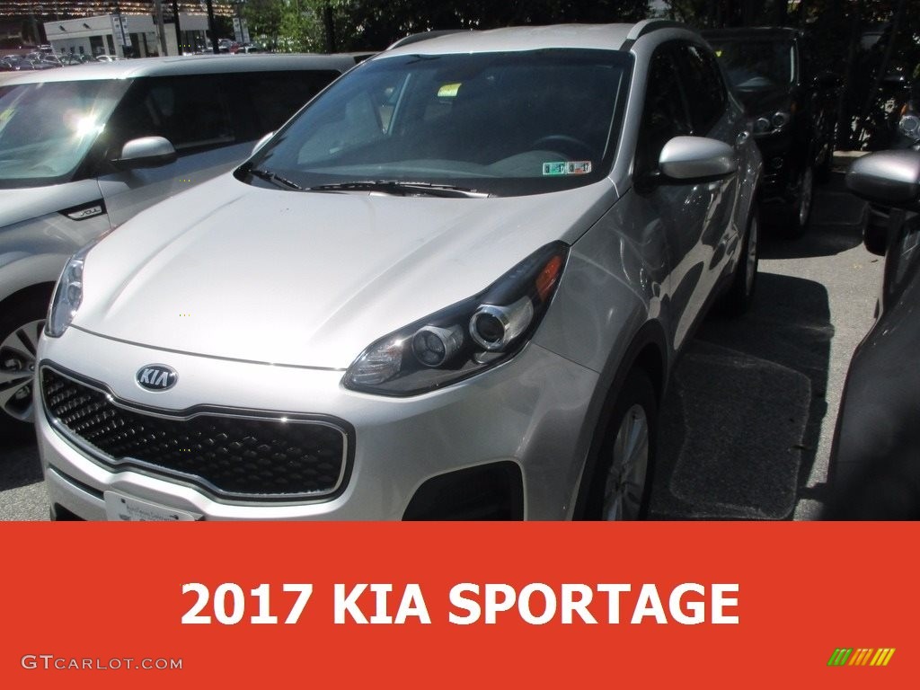 Sparkling Silver Kia Sportage