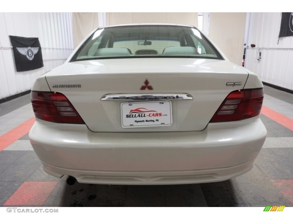 2001 Galant ES - Northstar White / Gray photo #9