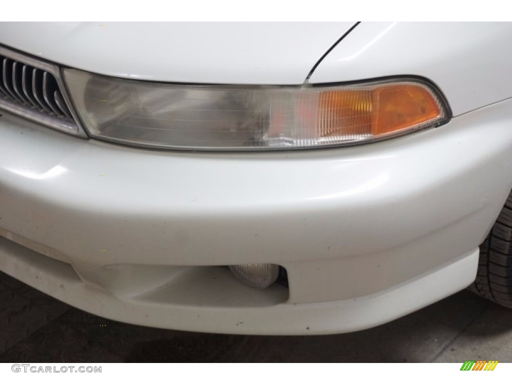 2001 Galant ES - Northstar White / Gray photo #44