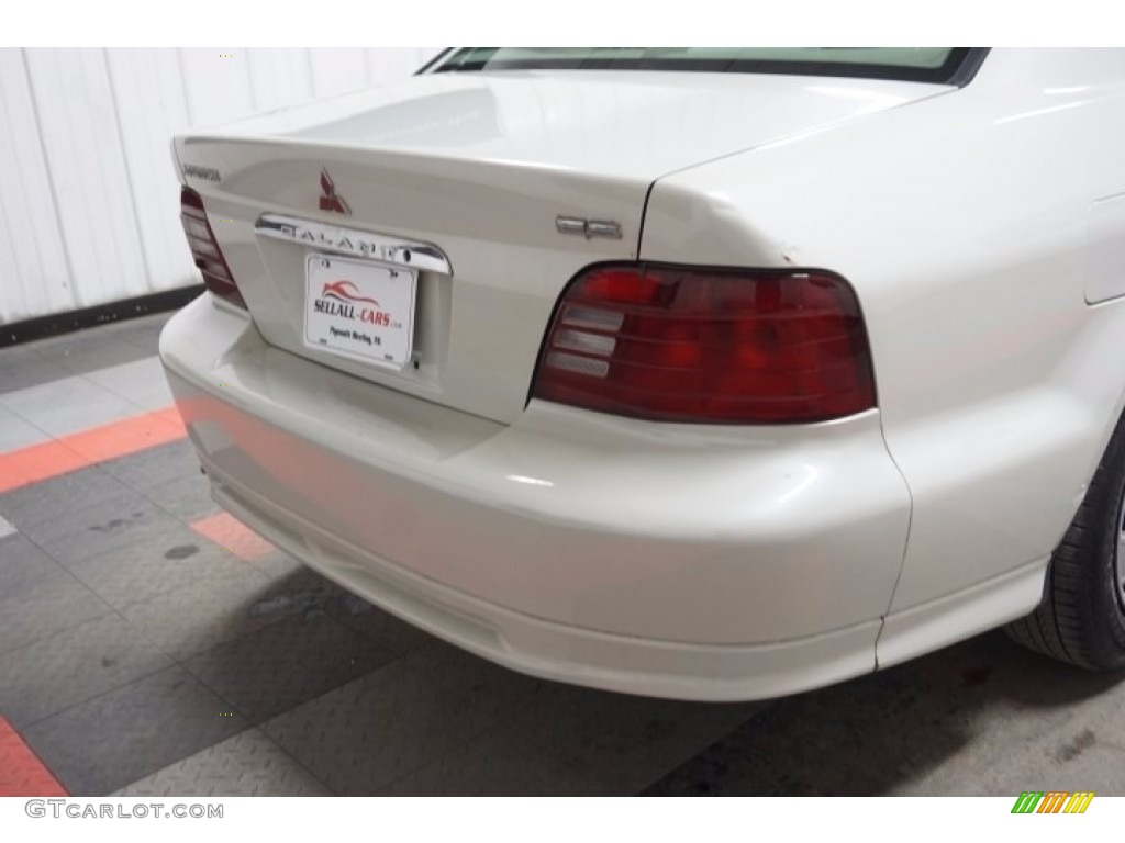 2001 Galant ES - Northstar White / Gray photo #62
