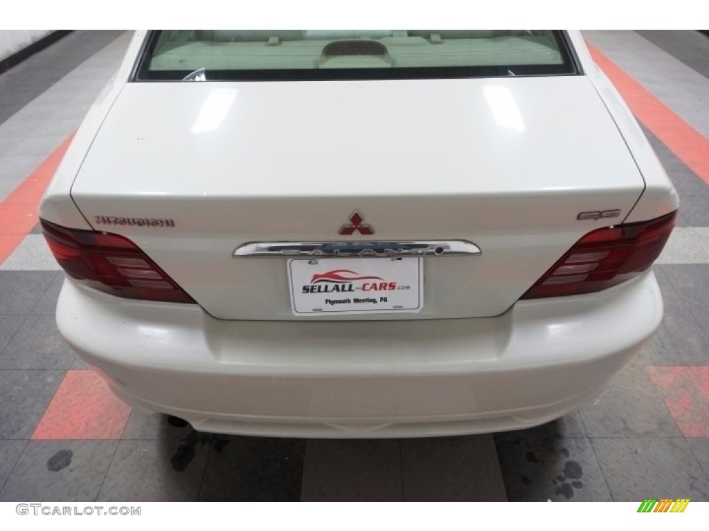 2001 Galant ES - Northstar White / Gray photo #64