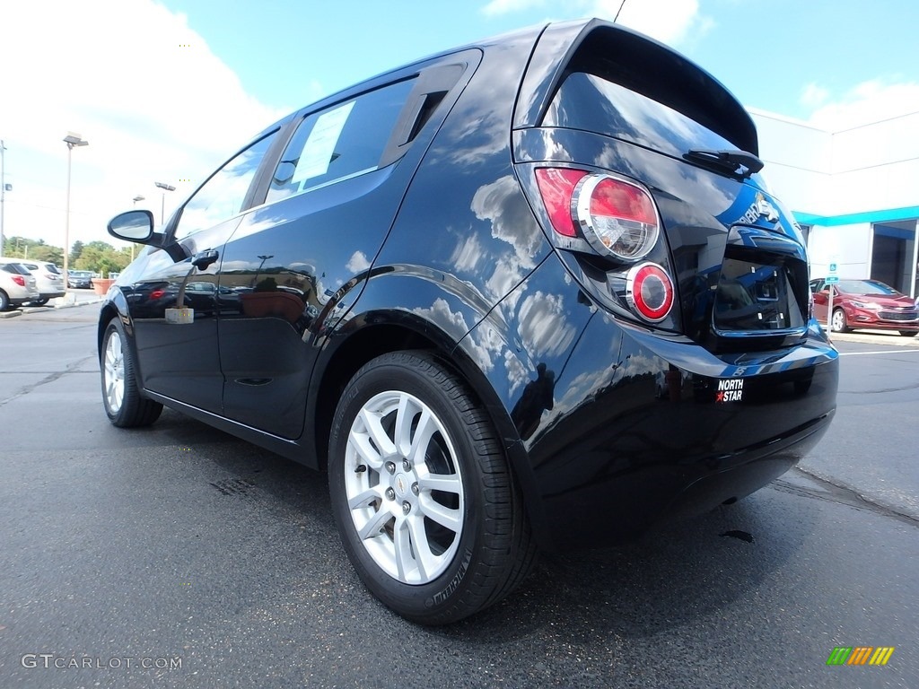 2012 Sonic LT Hatch - Black / Jet Black/Dark Titanium photo #5