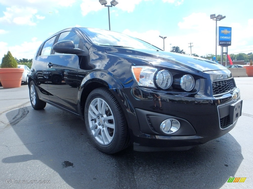 2012 Sonic LT Hatch - Black / Jet Black/Dark Titanium photo #12