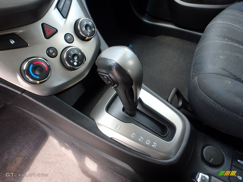 2012 Sonic LT Hatch - Black / Jet Black/Dark Titanium photo #26