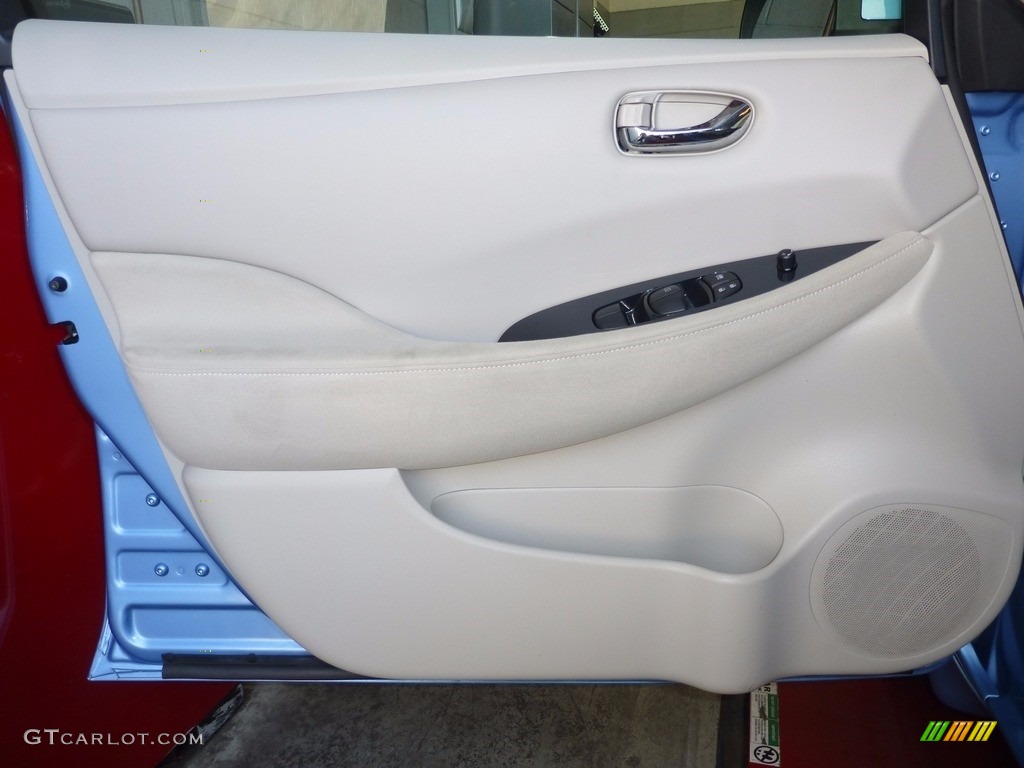 2012 LEAF SL - Blue Ocean / Light Gray photo #18