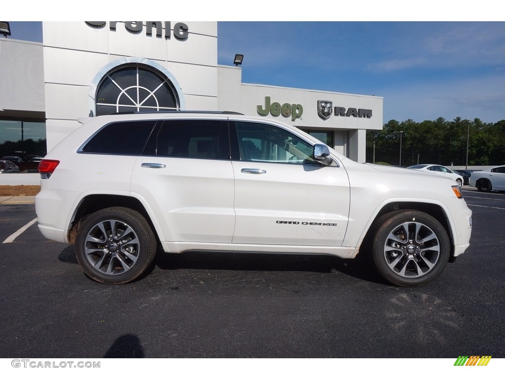 2017 Grand Cherokee Overland - Ivory Tri-Coat / Black/Light Frost Beige photo #8