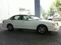 1999 White Diamond Pearl Toyota Avalon XLS  photo #4