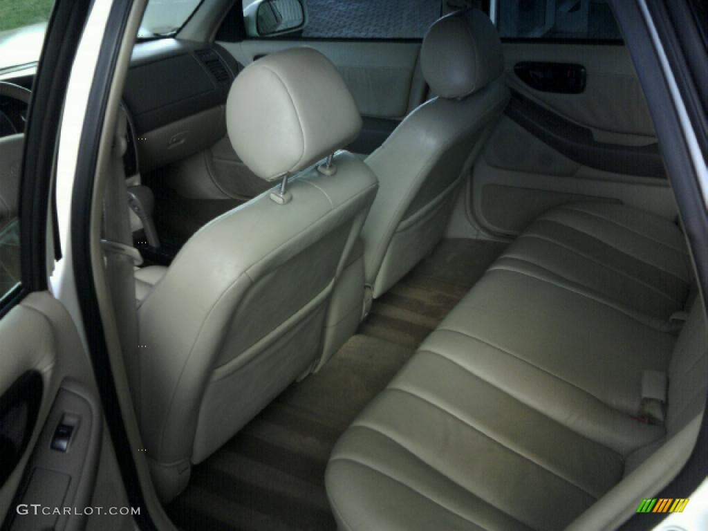 1999 Avalon XLS - White Diamond Pearl / Ivory photo #18