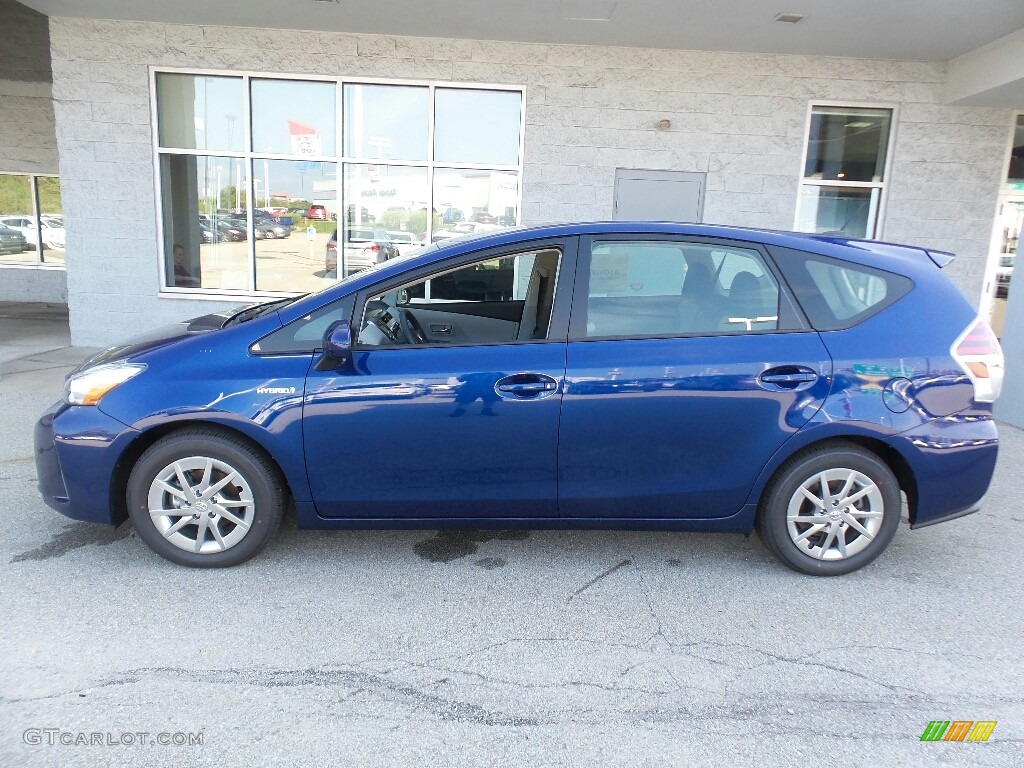 2017 Prius v Three - Blue Ribbon Metallic / Black photo #6