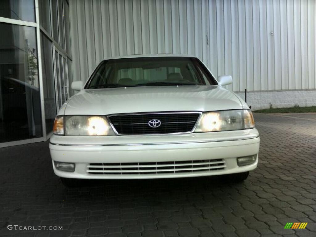 1999 Avalon XLS - White Diamond Pearl / Ivory photo #28