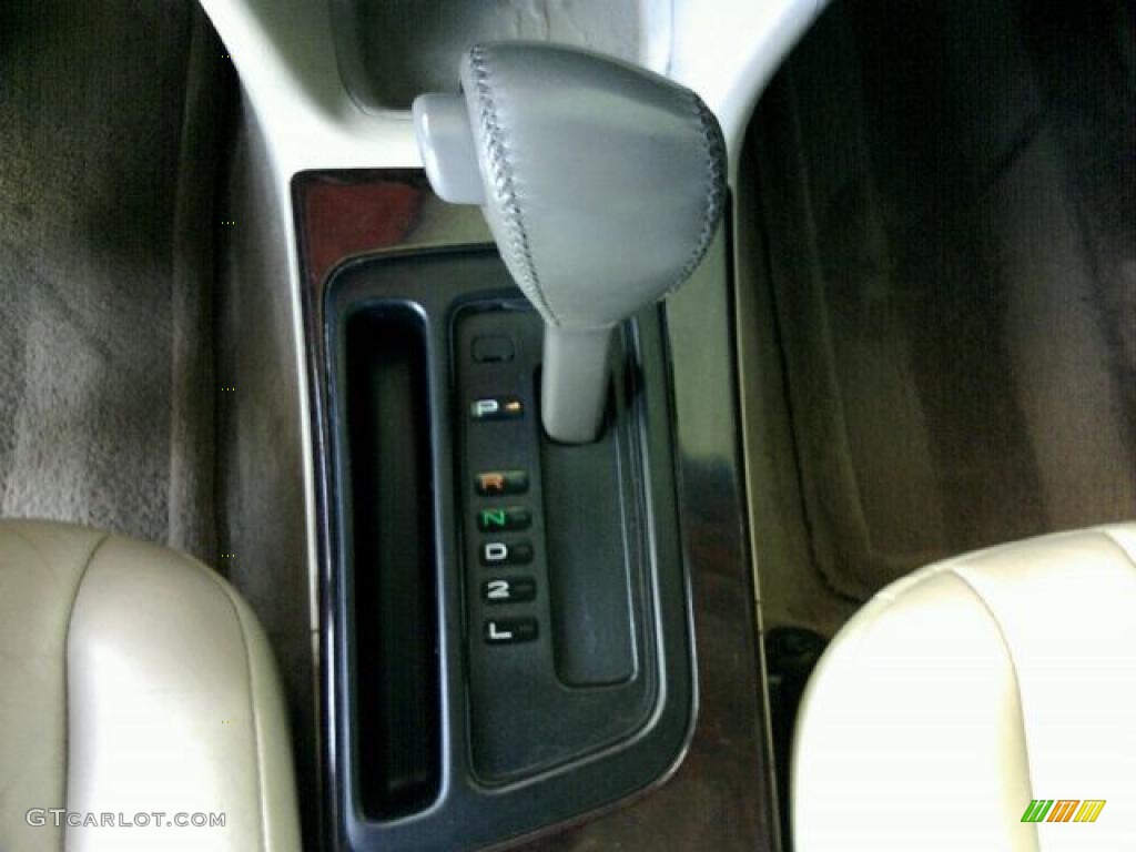 1999 Avalon XLS - White Diamond Pearl / Ivory photo #35