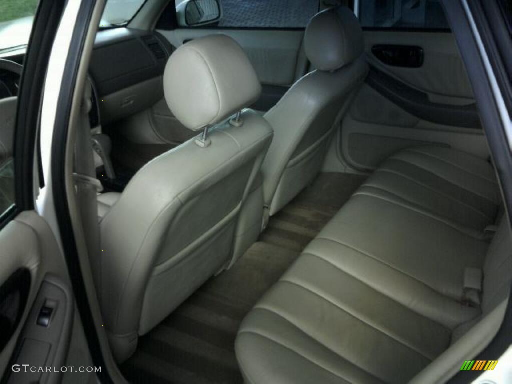 1999 Avalon XLS - White Diamond Pearl / Ivory photo #44