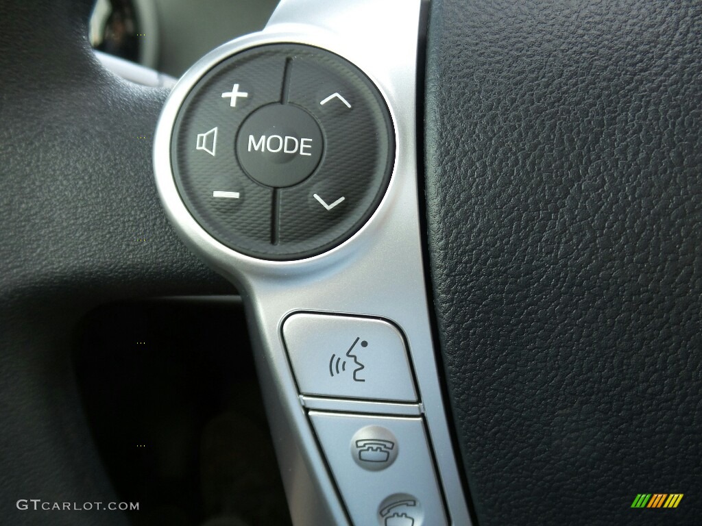 2016 Prius c Three - Sparkling Sea Metallic / Black photo #15