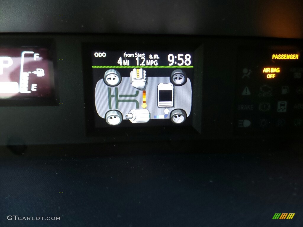 2016 Prius c Three - Sparkling Sea Metallic / Black photo #17