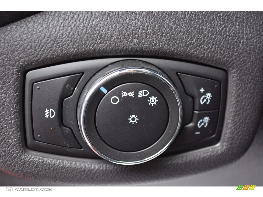 2017 Ford Transit Connect XLT Wagon Controls Photo #115179458