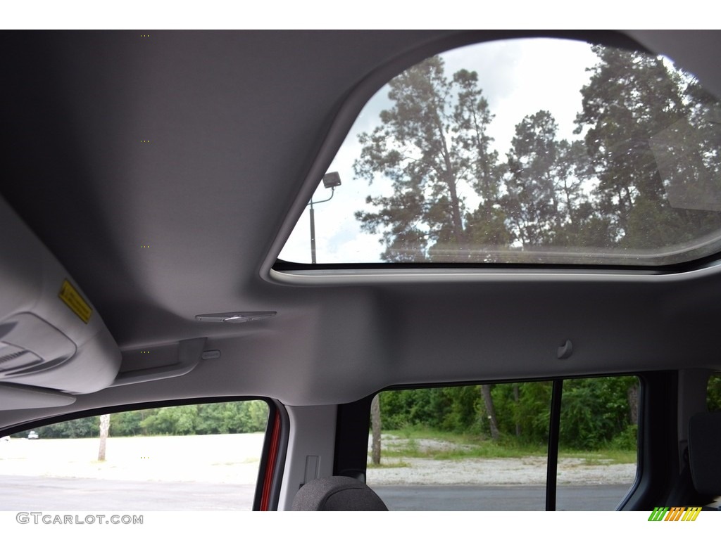 2017 Ford Transit Connect XLT Wagon Sunroof Photo #115179509