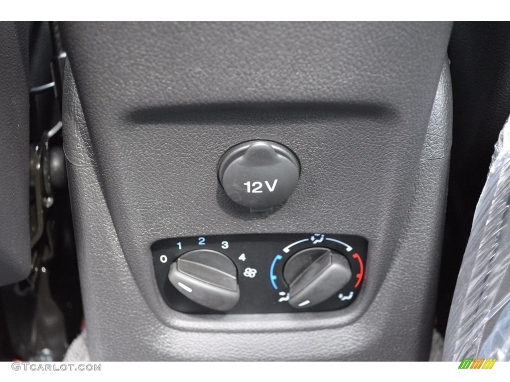 2017 Ford Transit Connect XLT Wagon Controls Photo #115179815