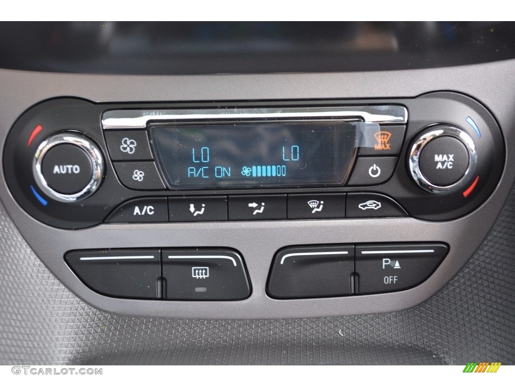 2017 Ford Transit Connect XLT Wagon Controls Photo #115180190