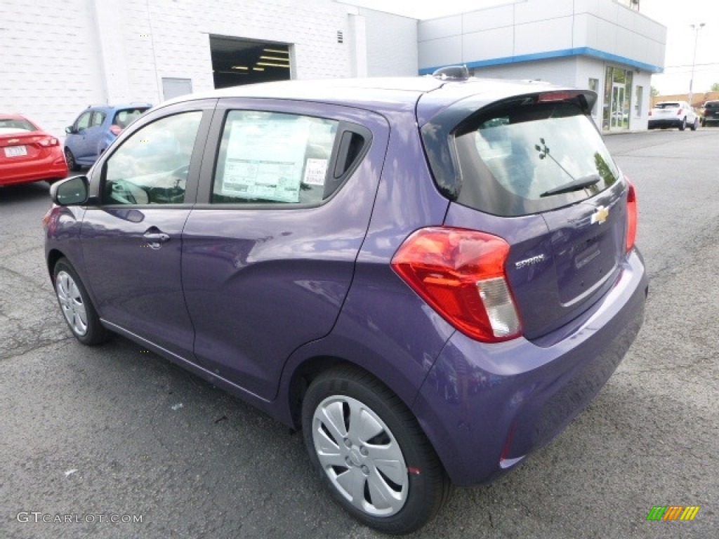 2017 Spark LS - Kalamata Metallic / Jet Black photo #5