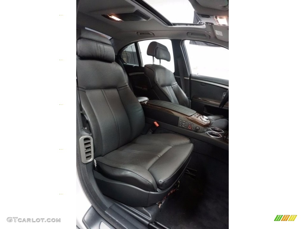 2003 7 Series 745i Sedan - Titanium Silver Metallic / Black/Black photo #19