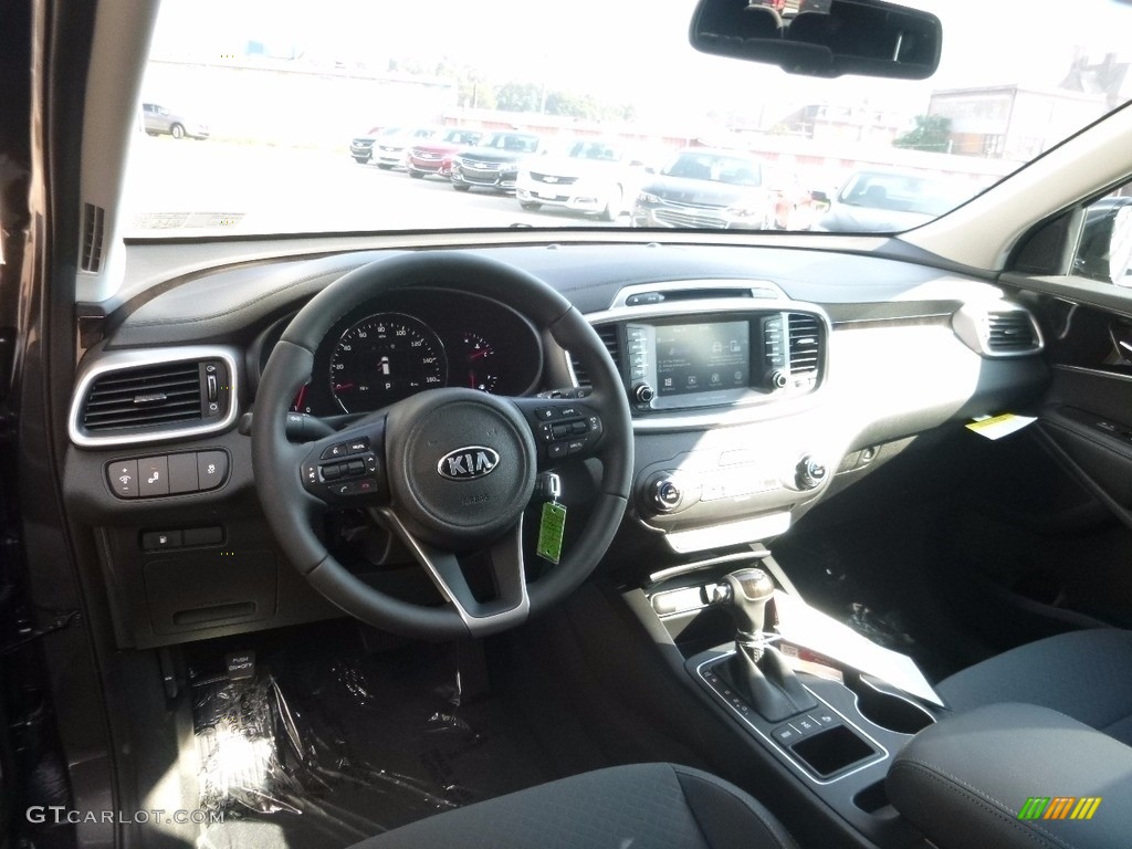 2017 Kia Sorento LX V6 AWD Black Dashboard Photo #115185857