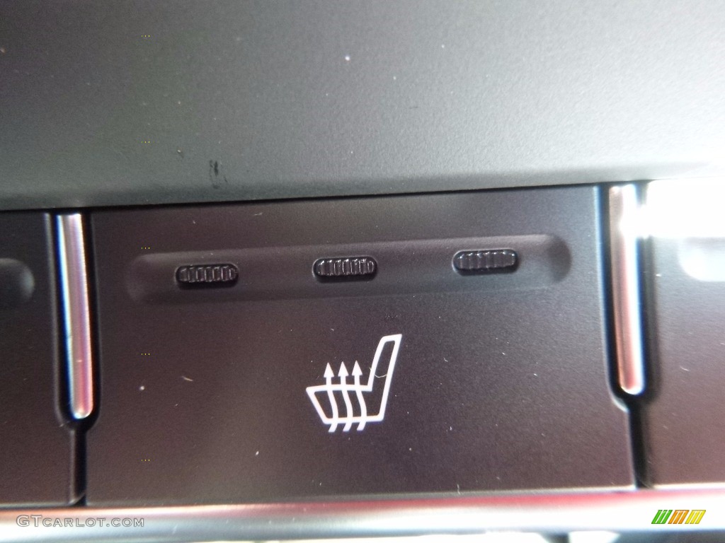 2017 Kia Sorento LX V6 AWD Controls Photo #115185962