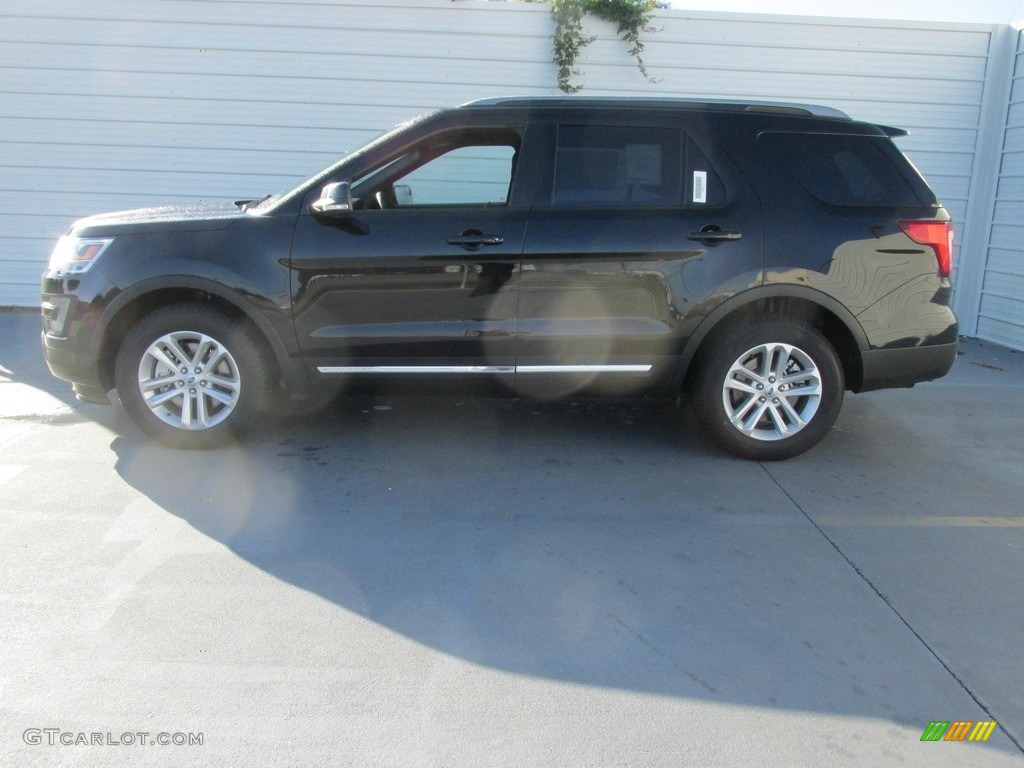 2017 Explorer XLT - Shadow Black / Ebony Black photo #6