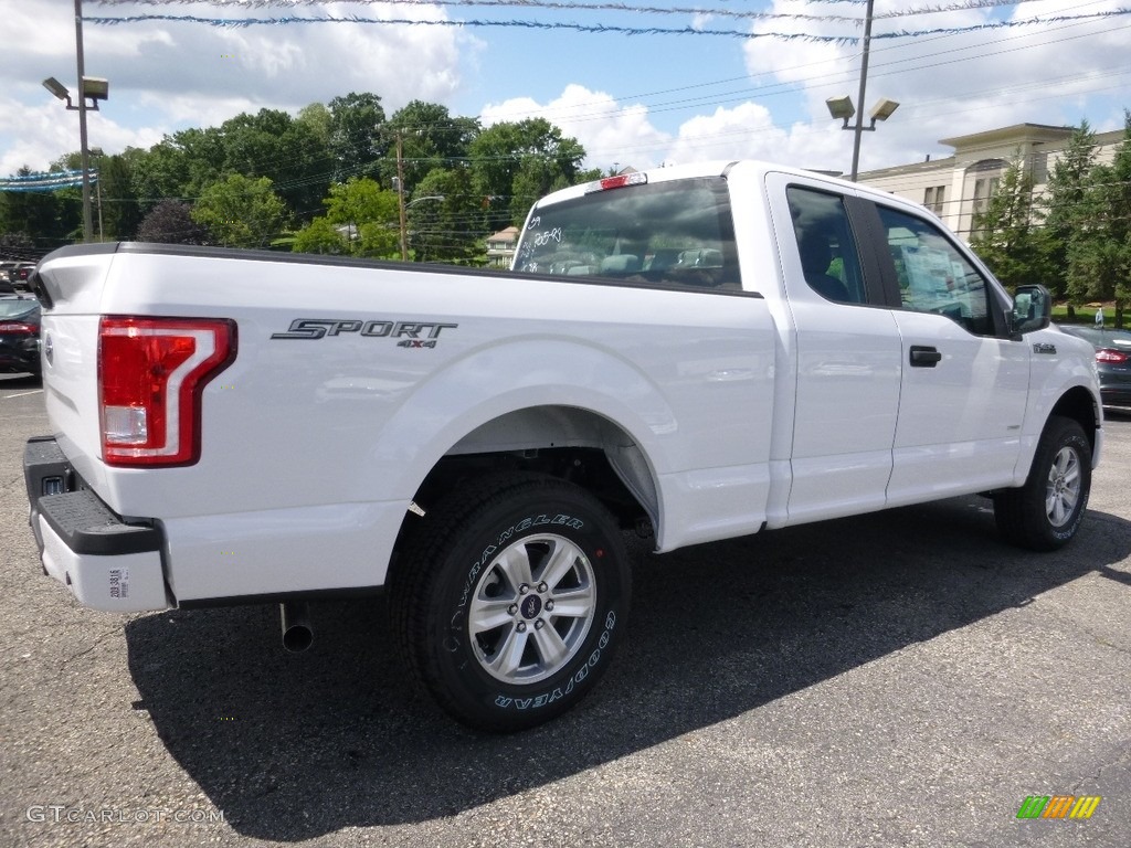 2016 F150 Lariat SuperCab 4x4 - Oxford White / Medium Earth Gray photo #2