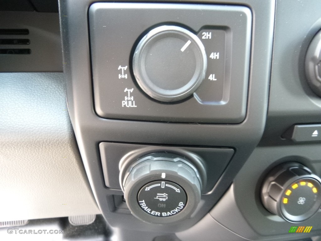 2016 F150 Lariat SuperCab 4x4 - Oxford White / Medium Earth Gray photo #11