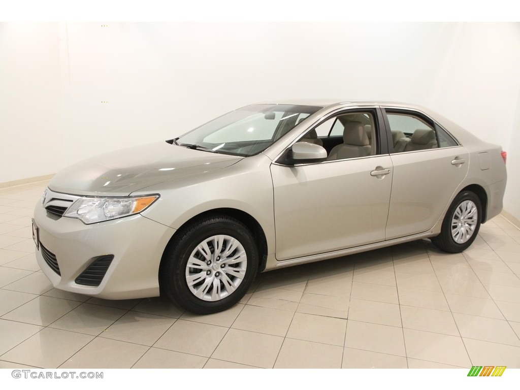 2013 Camry LE - Champagne Mica / Ivory photo #3