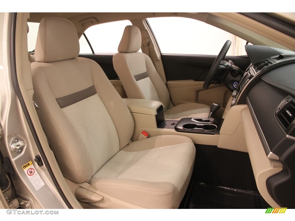 2013 Camry LE - Champagne Mica / Ivory photo #12