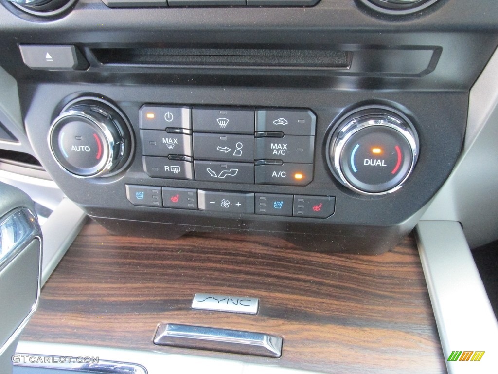 2016 F150 Lariat SuperCrew - Oxford White / Black photo #27