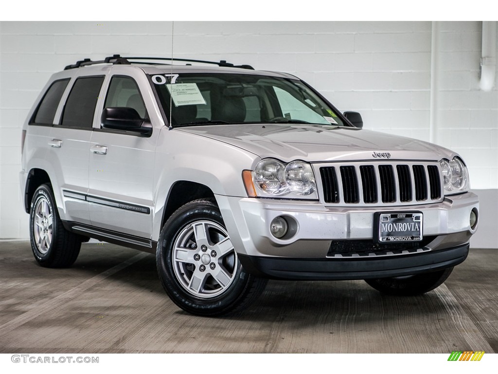2007 Grand Cherokee Laredo - Bright Silver Metallic / Medium Slate Gray photo #12