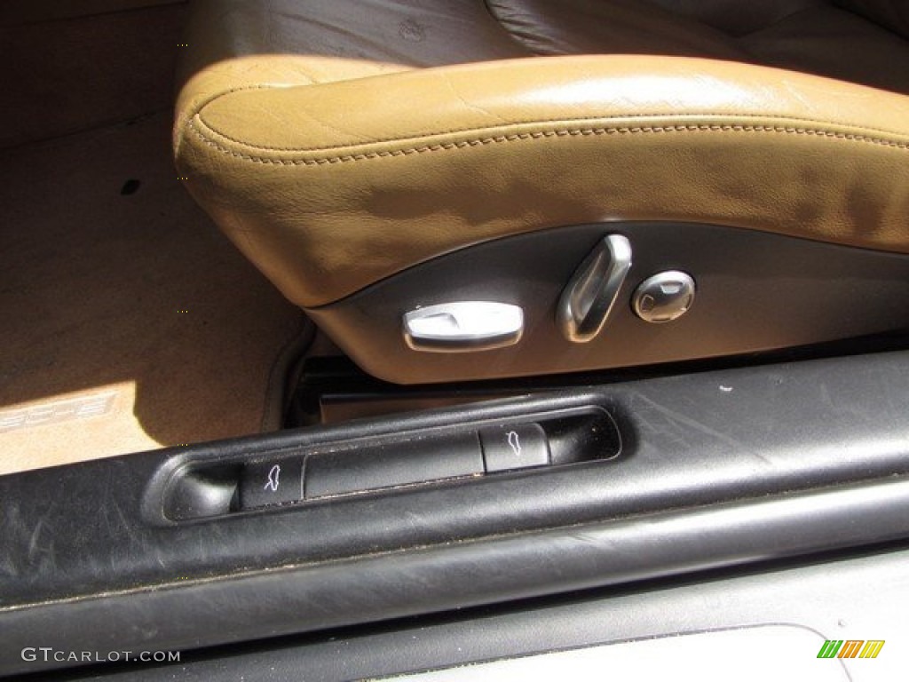 2005 911 Carrera Coupe - Forest Green Metallic / Sand Beige photo #22