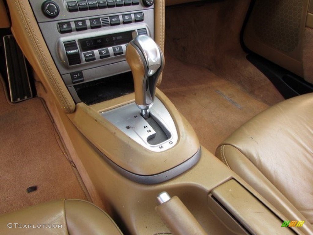 2005 911 Carrera Coupe - Forest Green Metallic / Sand Beige photo #27