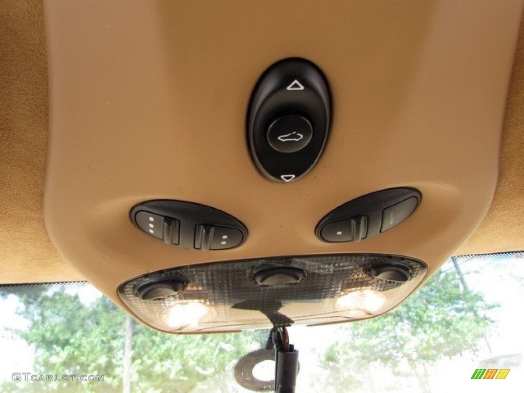 2005 911 Carrera Coupe - Forest Green Metallic / Sand Beige photo #28