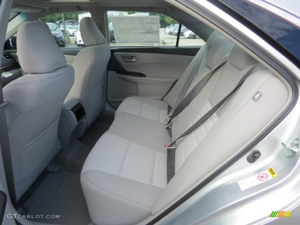 2017 Camry LE - Celestial Silver Metallic / Ash photo #6