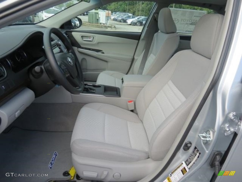 2017 Camry LE - Celestial Silver Metallic / Ash photo #8